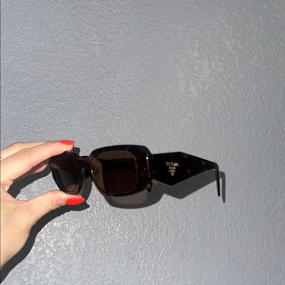 Prada Black and Brown Glasses Classic Design - Picture 1 of 3